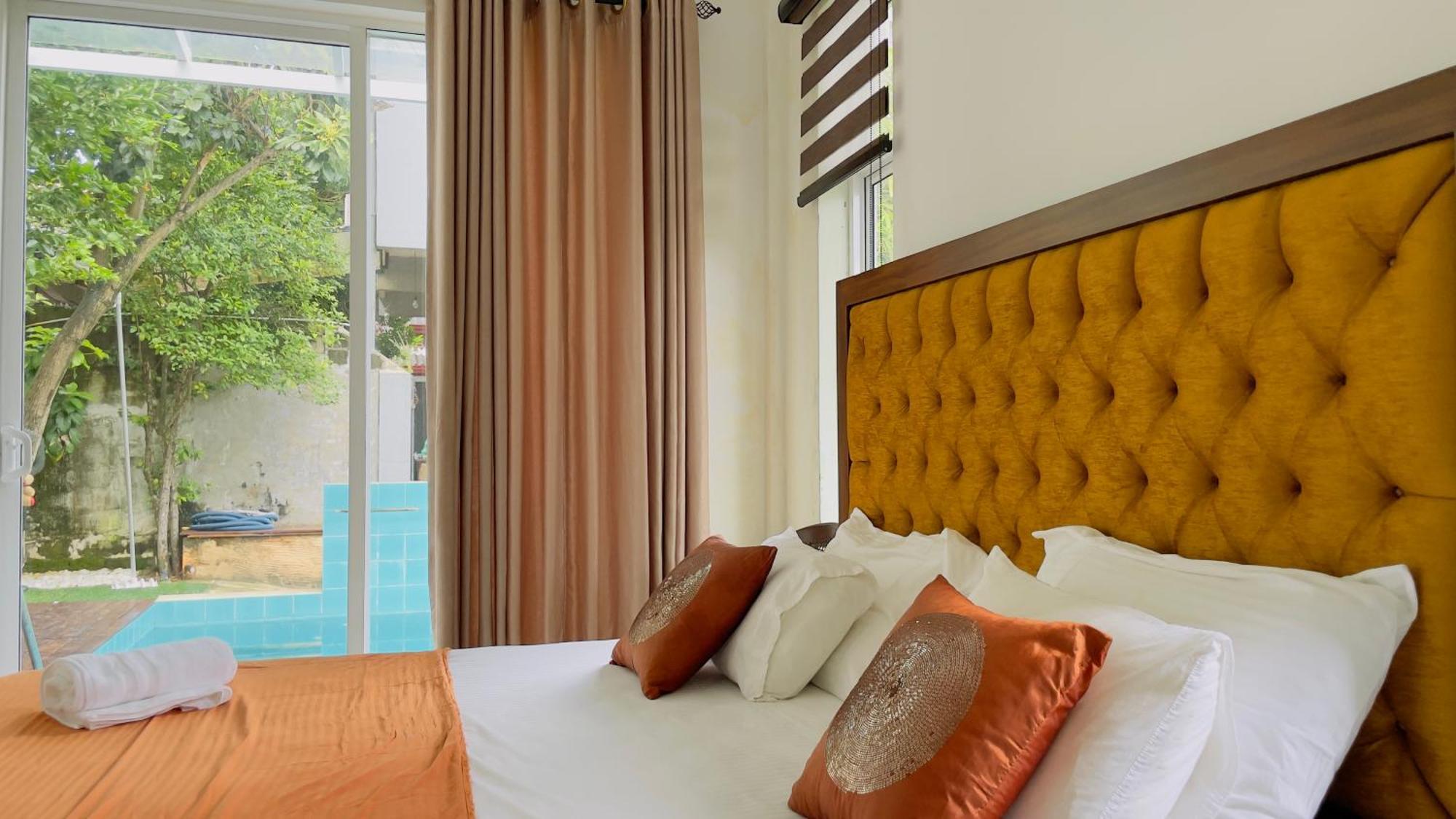 3m Poolside Foreign Passport Only Villa *