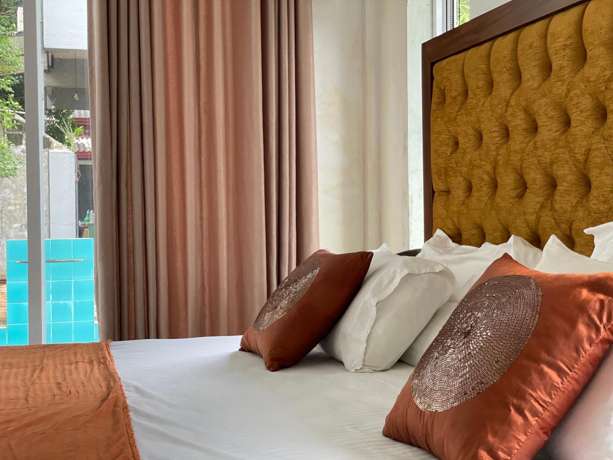 3m Poolside Foreign Passport Only Villa *